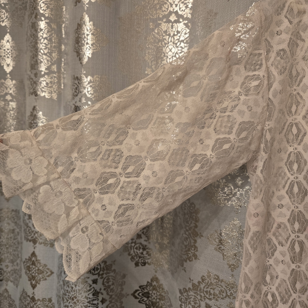 Lace Robe with Pink Bow - Picture 4 of 6